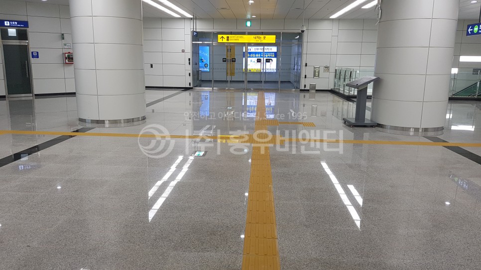 지하철 통로 - 소사_원시_01.jpg