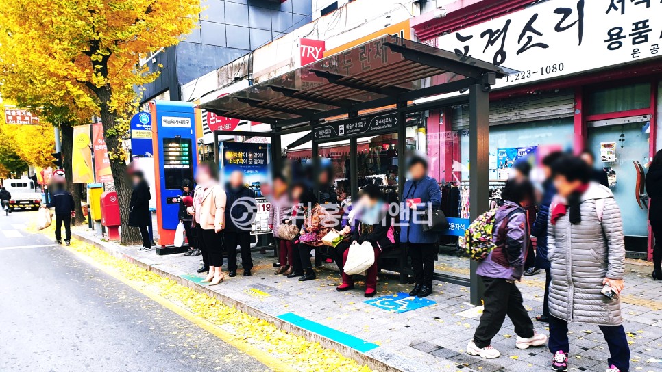 홍우비앤티_전남 광주시_무장애 버스정류장 04.jpg