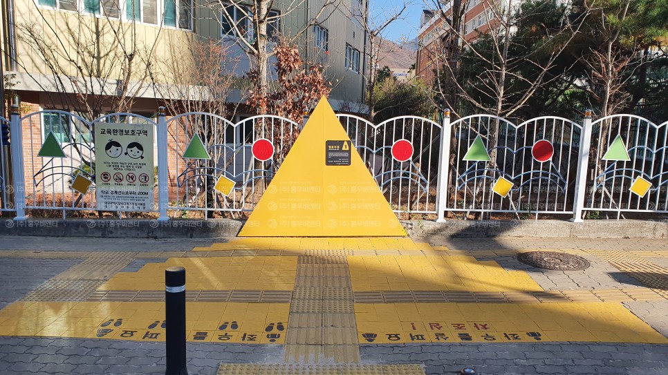 홍우비앤티_대구_달성군_유가초등학교_설치_후_1.jpg
